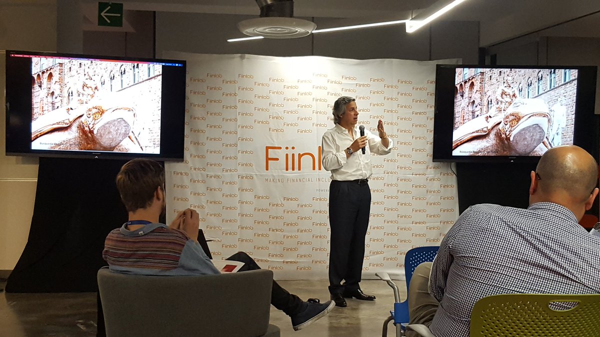 yorchgutz's tweet photo. Un honor tener a @ClaudioXGG en #FiinlabLectures.  @FabiDavo deberías presentarle #kiuvo. @Fiinlab @MXvsCORRUPCION https://t.co/Ws1berVNOI