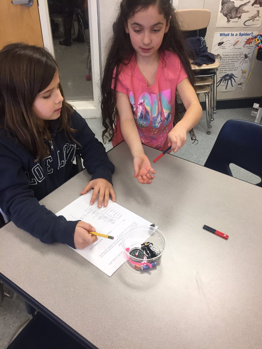 mrshubbardrcsd's tweet photo. 3rd Grade #ScienceLab...Learning about magnetism #WeLoveScience #Exploring #LearnByDoing #TestingPredictions @rcsdblueoaks #rcsdchampions https://t.co/9ZODgTvEBs