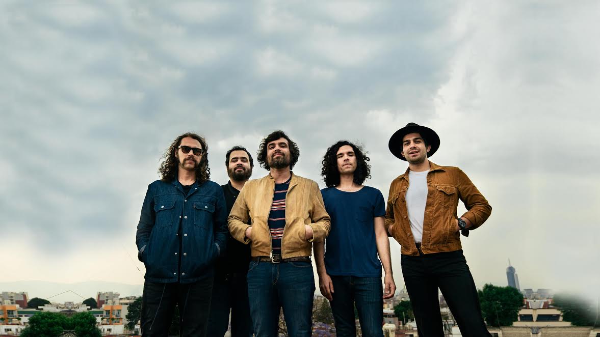 UMusicMexico's tweet image. .@enjambremx presenta el nuevo vídeo de su reciente sencillo #EnTuDía bit.ly/2j8EjAm