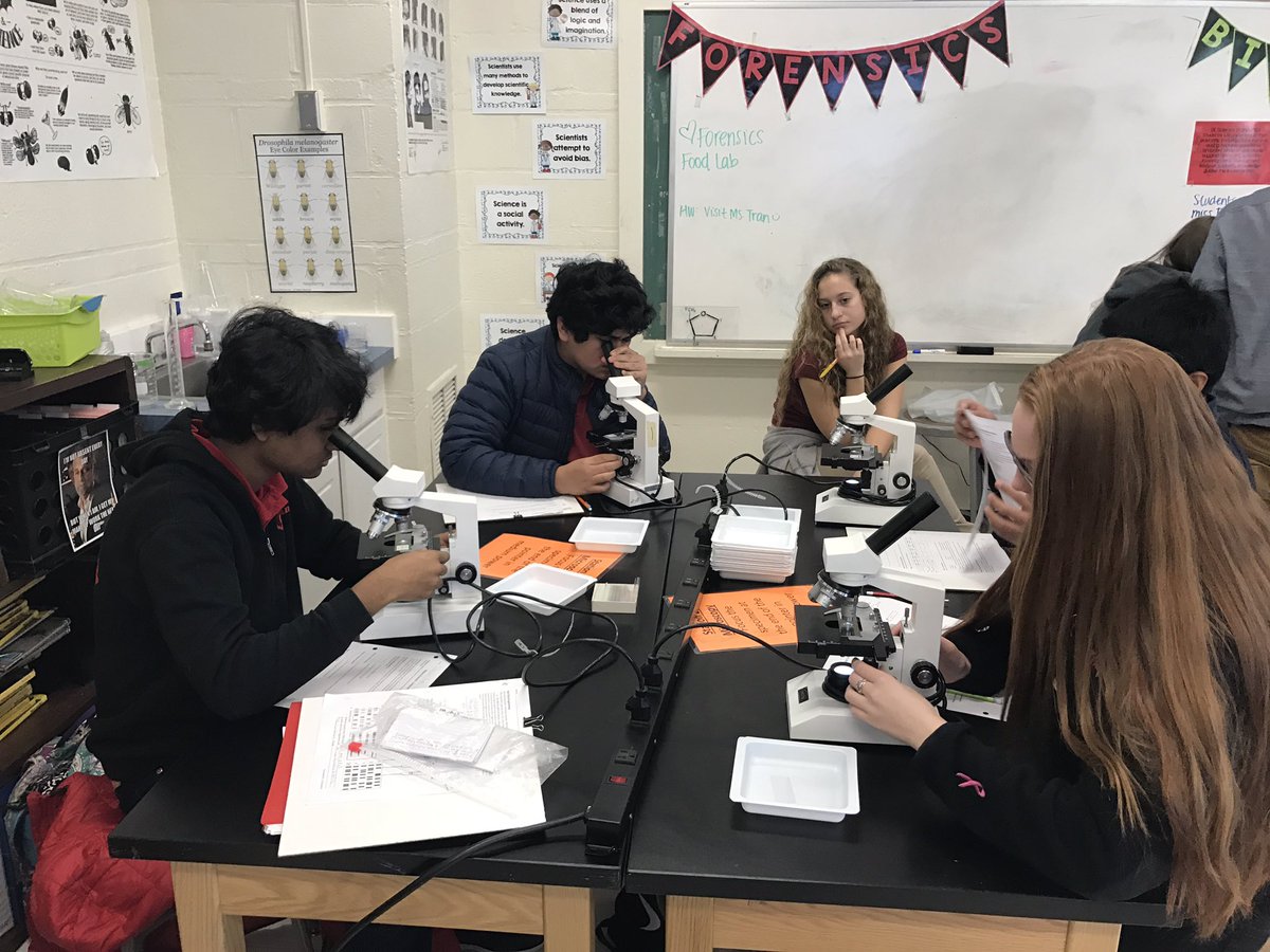 tran_science's tweet photo. Biotech 3 and 4 students act as evaluators for the Biotech 1 Practical 🔬💉📏! #fullcircle #skillz , as in #labskillz @conradprincipal https://t.co/9HMCuvBSRg