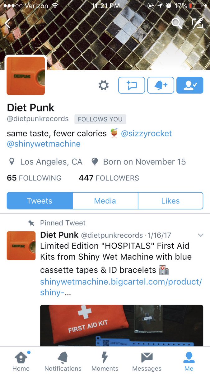 sizzydancing's tweet image. 👀🍾