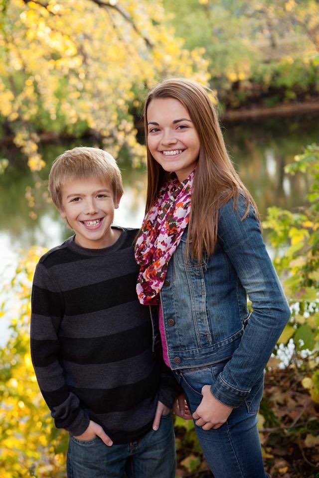 lindsaymayo43's tweet photo. happy birthday to my fav (and only) brother🎈🎉 thanks for putting a smile on my face everyday and for just being you. love you❤️❤️ https://t.co/crAKmjWldV