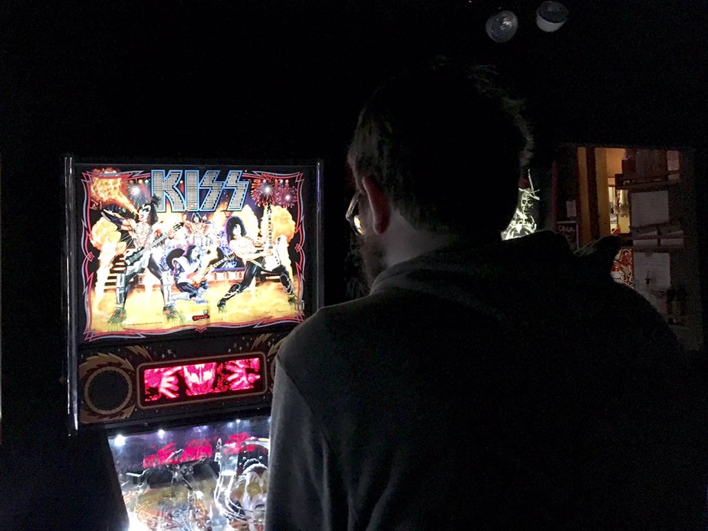 PalmerSquares's tweet photo. c'mon breh. https://t.co/ytJ4OgJXZp