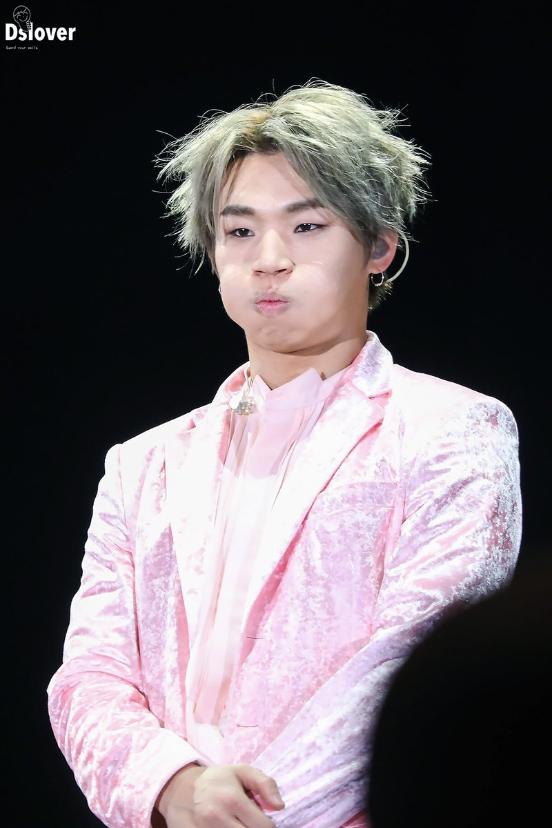 Dslover_Fansite's tweet photo. #0to10 #๋์ฑ #๊ฐ๋์ฑ #DLITE #ใใฝใณ #Daesung #Dslover
170122 HD
BIGBANG 0TO10 CONCERT THE FINAL IN HONG KONG
๐ https://t.co/lw7oP3FuoA