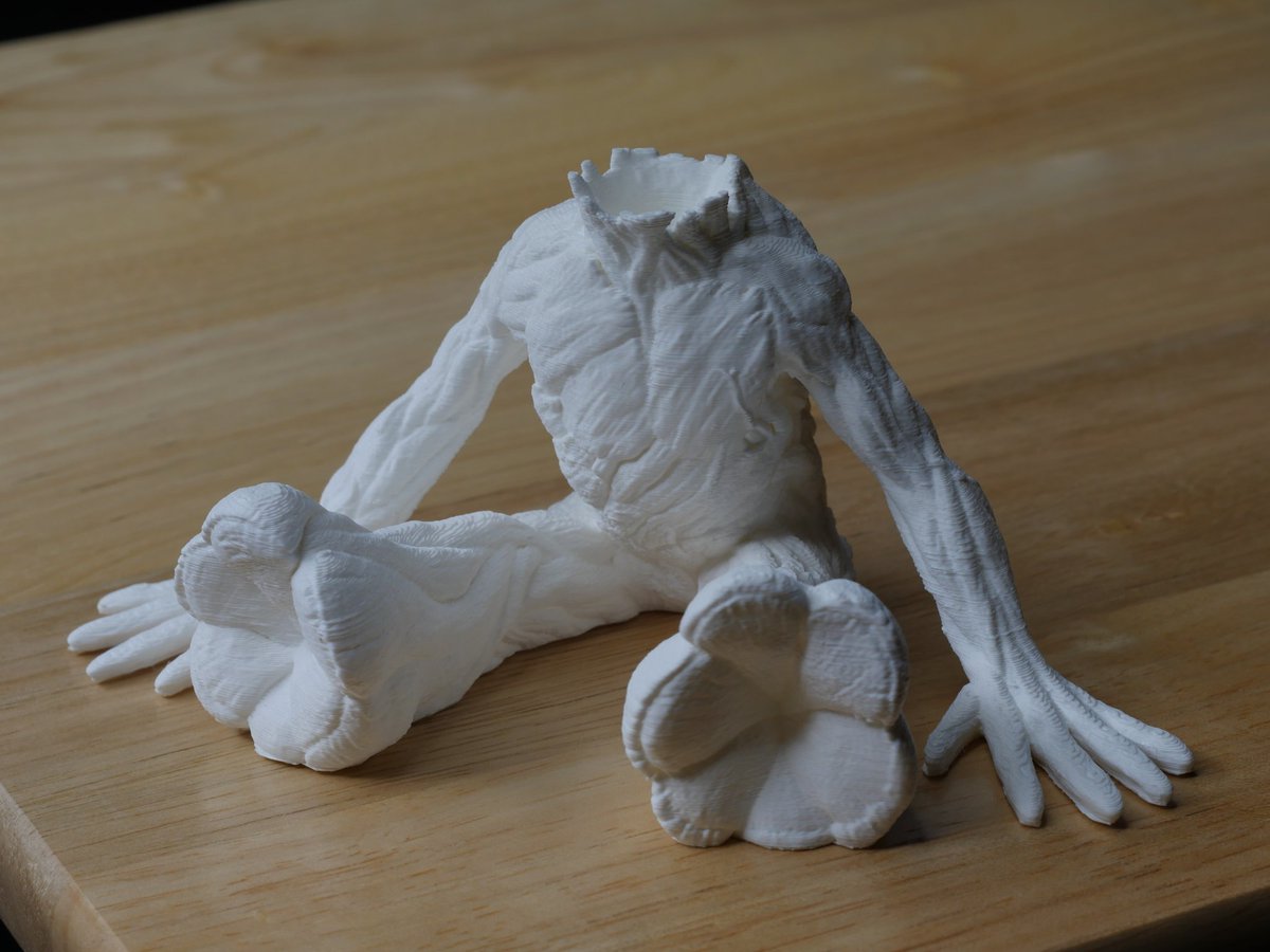 AlexLaanko's tweet photo. 4 hours later and i got my #3dprinted #groot. Crazy amount of details.
@EuleNation @joeltelling @gCreate3D https://t.co/wtzvKqKGfw