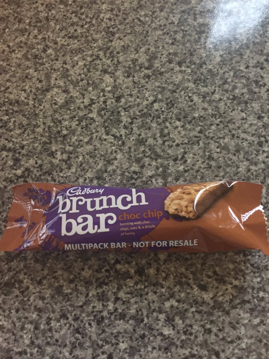 amt_74's tweet photo. @DermotTodayFM @DaveTodayFM so this is what I'm eating listening to your nutrition guy #chocolatehit https://t.co/Z4OXx2uFOP