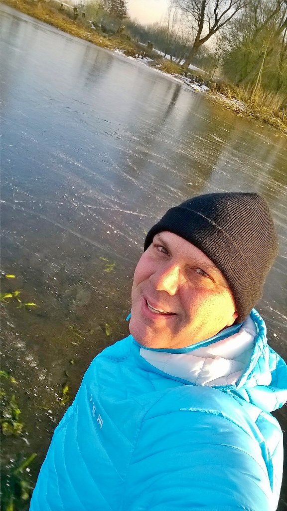 Schaatsen toch niet voor niks laten slijpen <a href="/stehmannsport/">Sport 2000 Stehmann</a> #kloosterwiel <a href="/gem_zaltbommel/">Gemeente Zaltbommel</a> #natuurijs