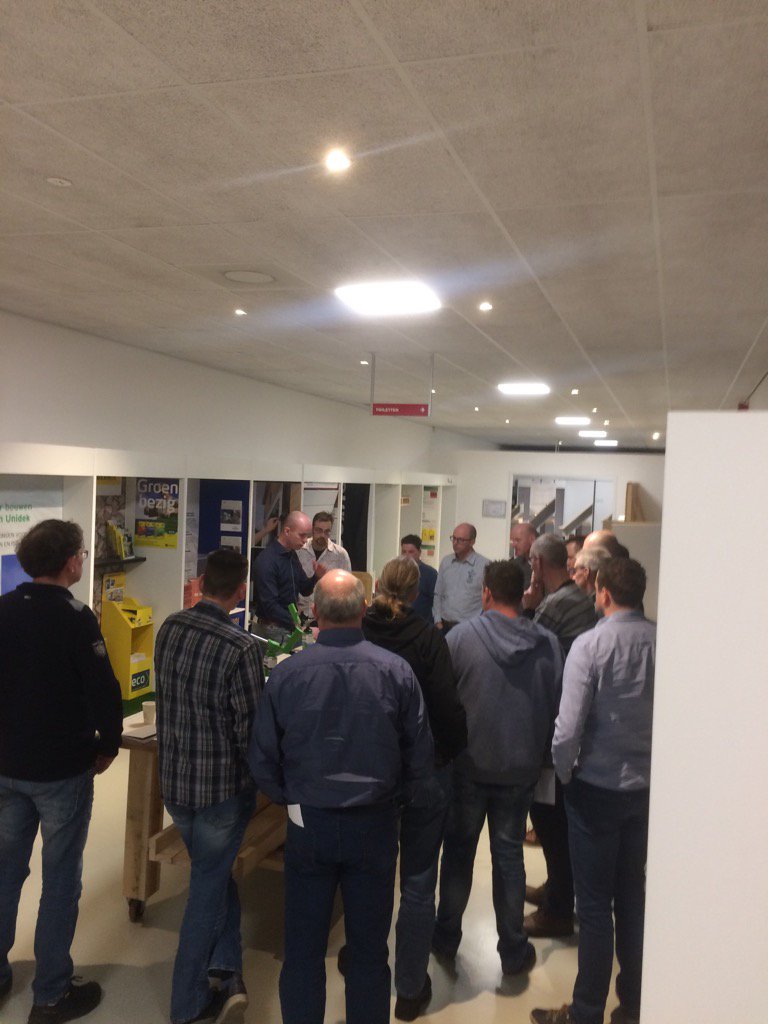 Maatwerktraining <a href="/RKB_Greenworks/">Greenworks</a> voor @WBCBouwgroepBV en <a href="/BussmanBouw/">BussmanBouw</a>. Zeer interactief door enthousiaste deelnemers!