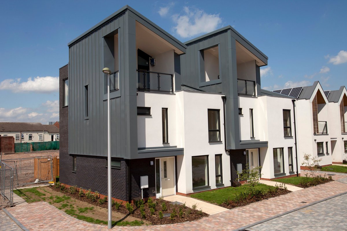 Vieo metal traditional seam <a href="/vieouk/">Vieo</a> manufactured by @eurocladuk #claddingsolutions ow.ly/licw308htwg