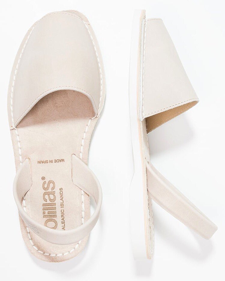 Solillas's tweet image. It's all about #unisex styles for #ss17 ... sand leather with a white outsole &amp;amp; soft suede insole. Shop now @zalando #handmade #madeinspain