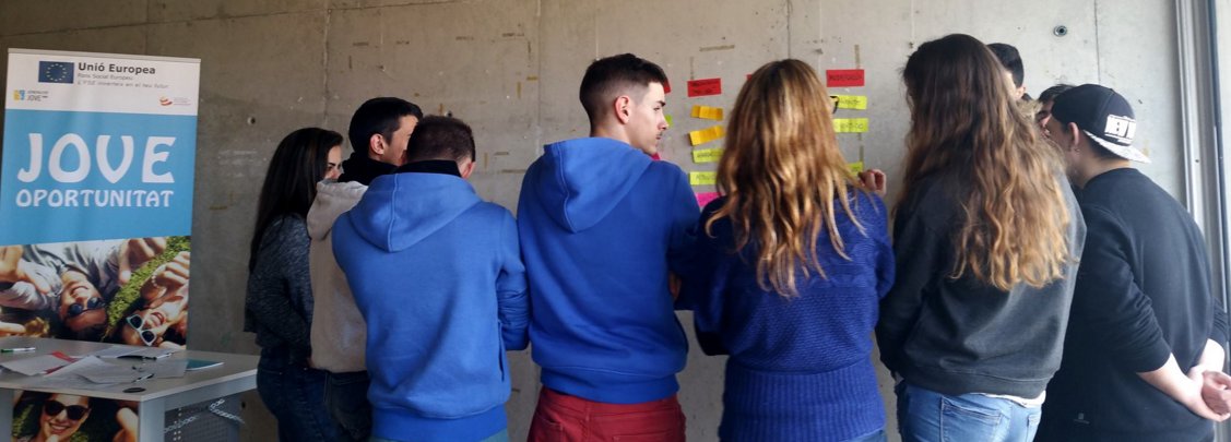 QuartJove's tweet photo. S'inicia a @quartdepoblet el programa Jove Oportunitat de @GVAivaj per a orientar a joves https://t.co/hmJHHmJlNe #QuartdePoblet #XarxaJove https://t.co/G1qFYiovAk
