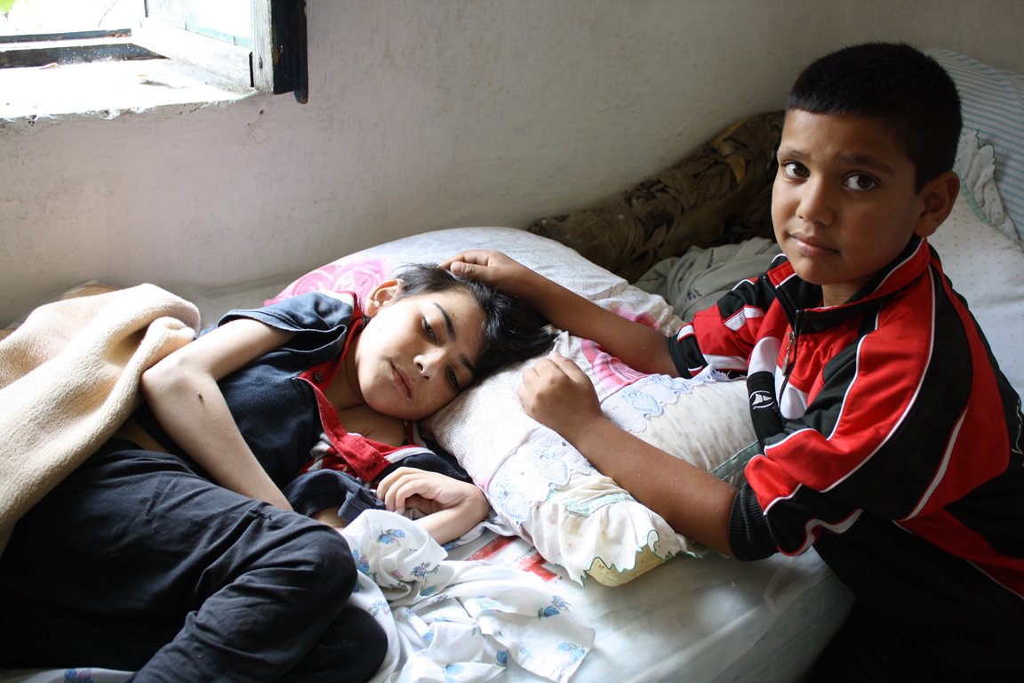 Komoverenhelp's tweet photo. Mooi nieuws! #EOMetterdaad gaat de komende weken actie houden voor kinderen met een beperking in #Albanië. https://t.co/GCNrBzmVCa https://t.co/gPcDn4I4rC