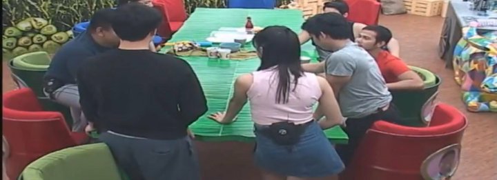 axlesanguanzon's tweet photo. #MissUniverse 
#Philippines 
#pbbWelcomeBack https://t.co/5xZHnUqbCj