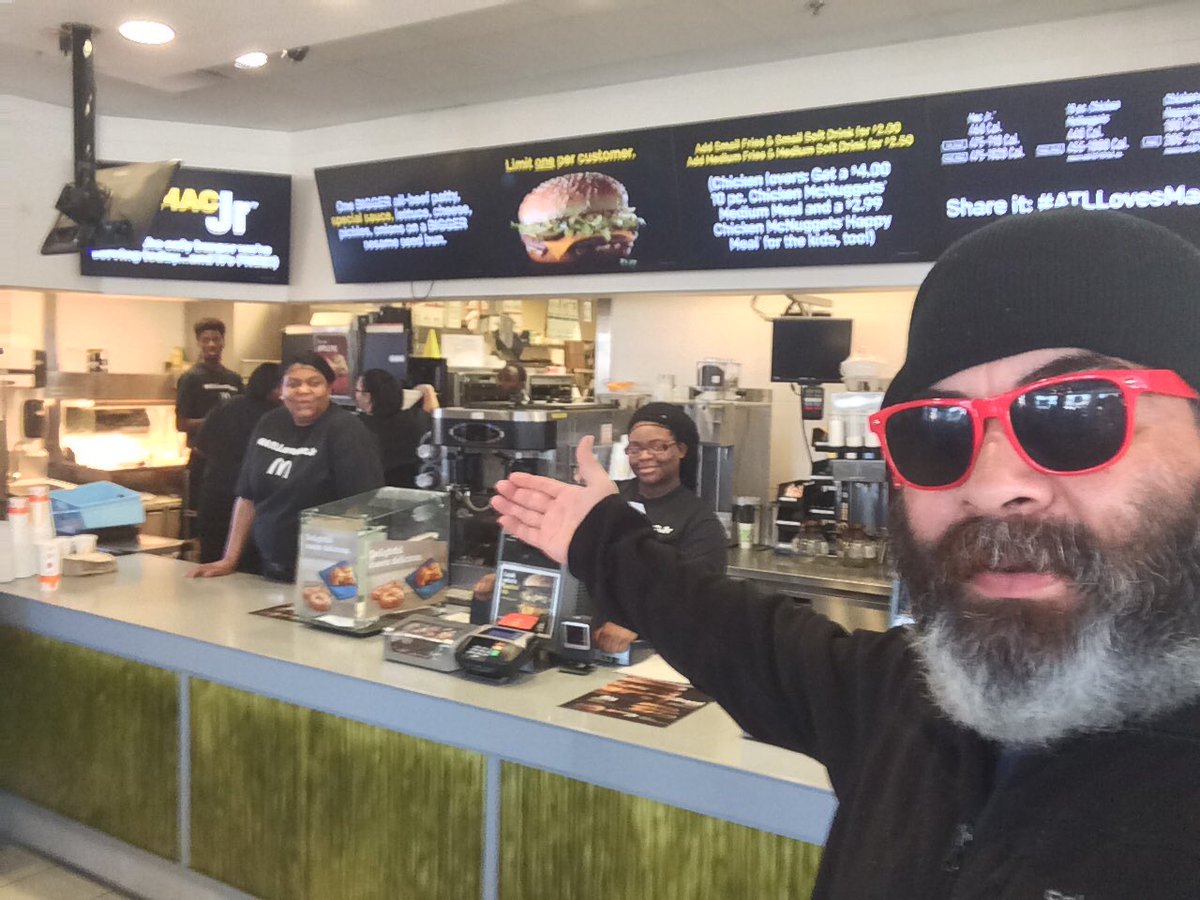 abcvision's tweet photo. At the @mcdonalds with @stephenatlanta fot #ATLLovesMacJr #atl #atlanta #ralphDavidAbernathy #chooseATL #bigmac #bigmacJr free Mac Jr https://t.co/EB5Az44C4Q