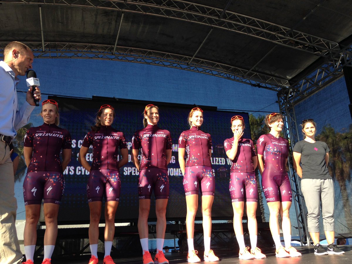 The first four teams in the <a href="/Deakin/">Deakin University</a> Women's Race <a href="/RushWomensTeam/">Rush Women's Team</a> <a href="/High5DreamTeam/">High5 Dream Team</a> @holdencycling <a href="/SpecializedWR_/">Specialized WR</a> #deakinwomensrace