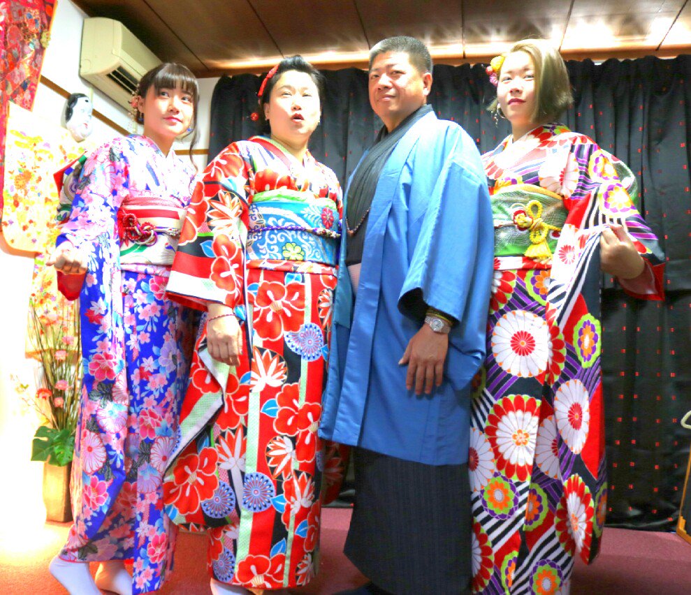 男子和服 Twitter Search