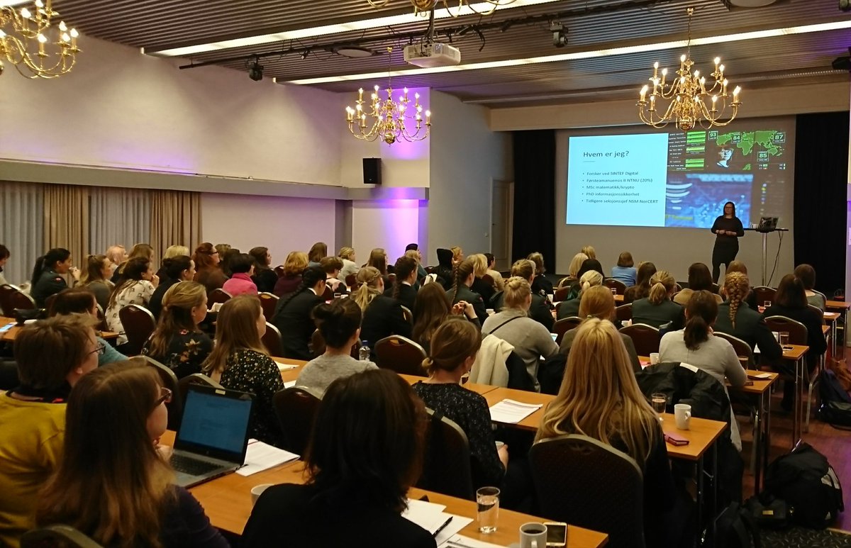 ncsc_no's tweet photo. Hacking av medisinsk utstyr. Min personlige infrastruktur spennende foredrag av @MarieGMoe #securitydivas #NorSIS https://t.co/XGfqBjHt87