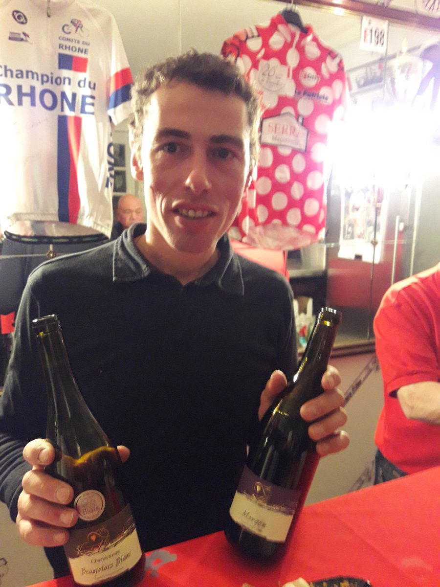 VCVBeaujolais's tweet photo. Hier soir, soirée du Fan Club du VCVB pour lancer la saison 2017 ! #VBVB #Fanclub #Saison2017 #partenaires @CanardVincent https://t.co/LPWu1ah5Dk
