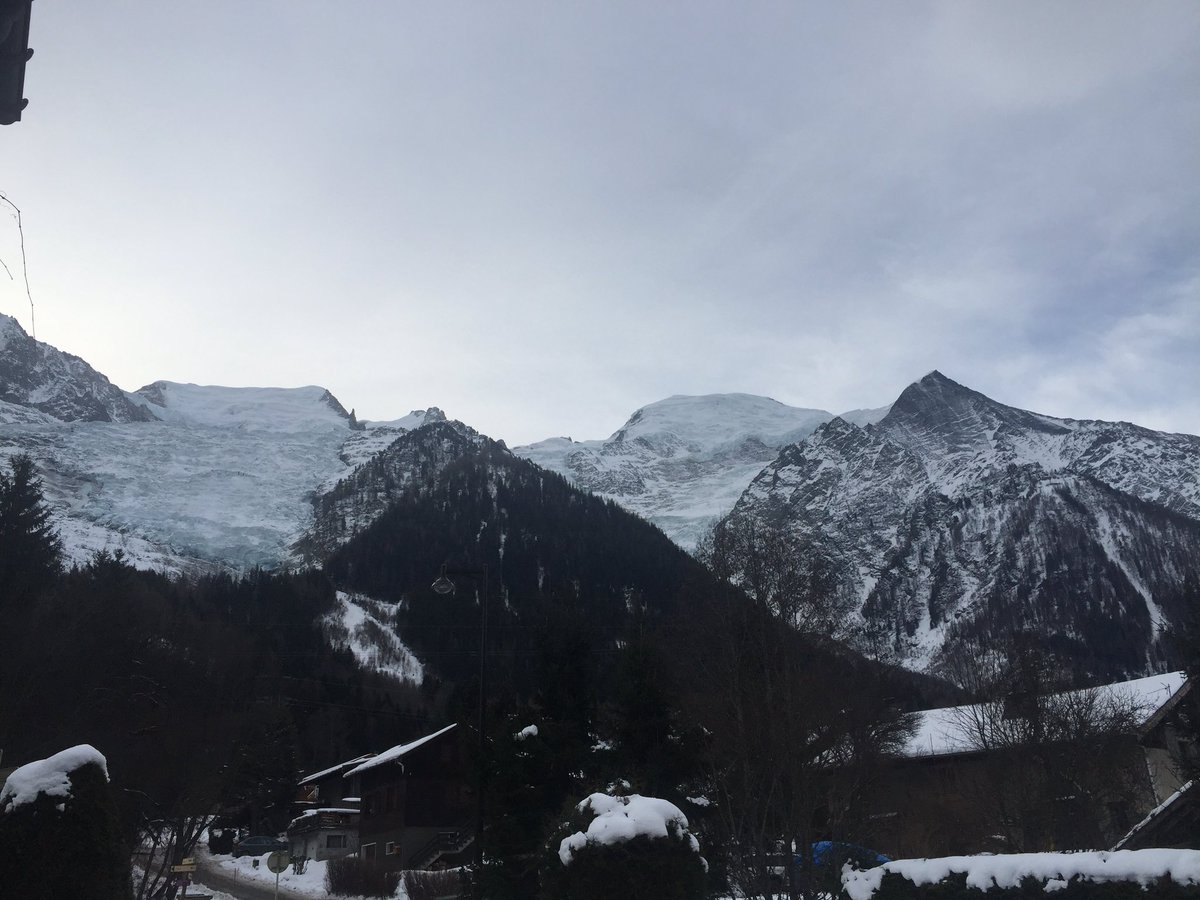 josepsole_'s tweet photo. Awesome to wake up in #Chamonix ! Txs @stephhospital ππ» Ready for a great team-building meeting @OneRagtime & friends π #OneRagteam https://t.co/cNsiwQBrY3