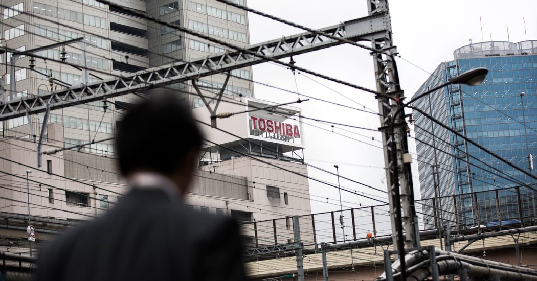 gabriel_hussy's tweet image. Toshiba, Desperate for Cash After Scandal, Will Sell Microchip Business dlvr.it/NCsD4C #TOSHIBA_Corporation #Computer_Chips #Japan