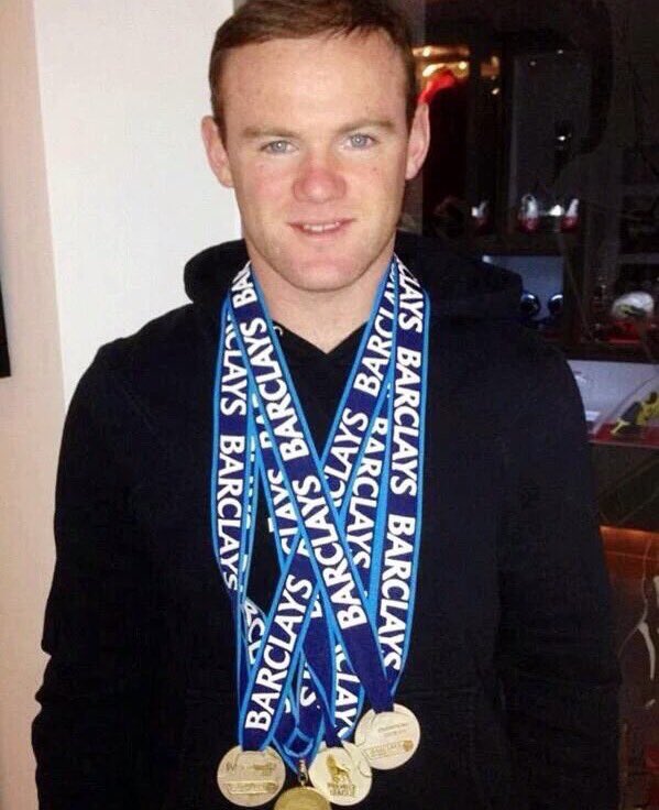 SoccerAM's tweet photo. Wayne Rooney doesn't have any GCSEs 😎🏆 https://t.co/W80BDHr8D4