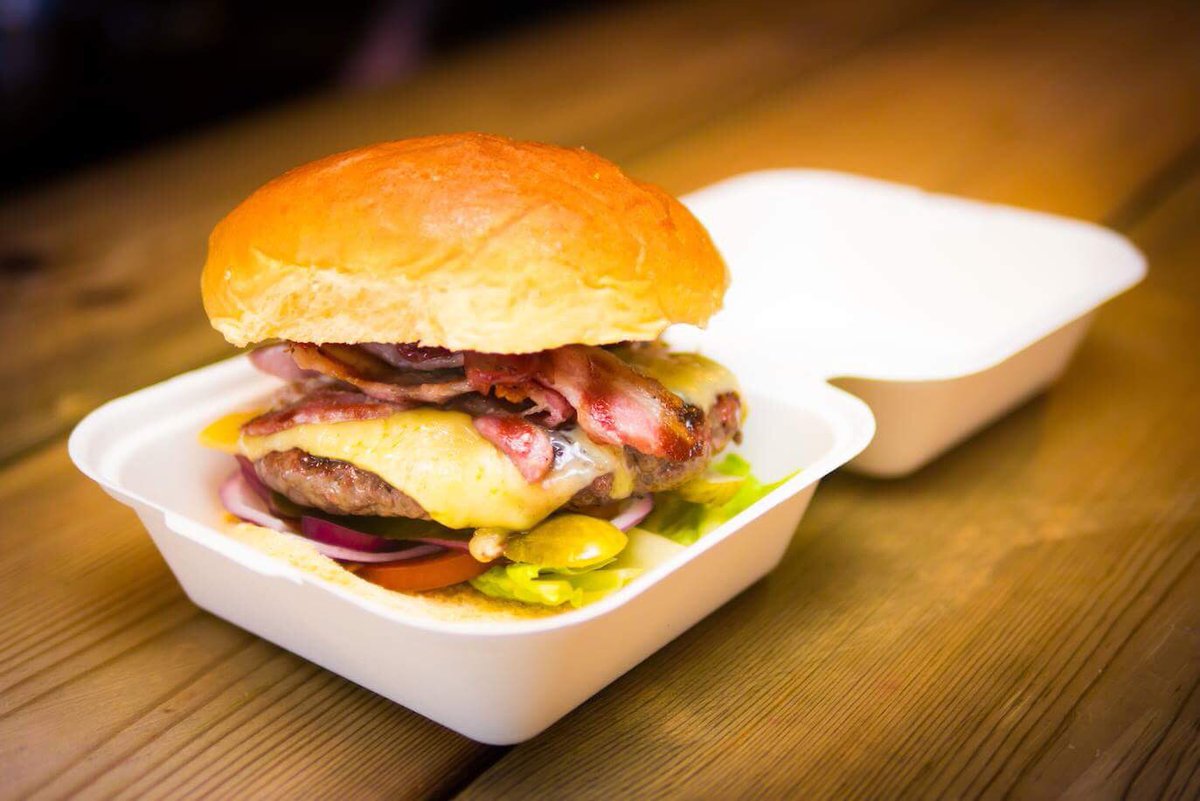 Glorious Friday! Come buy a burger and get another half price!! #friday #halfprice #fudzdiner #wandsworth #classic