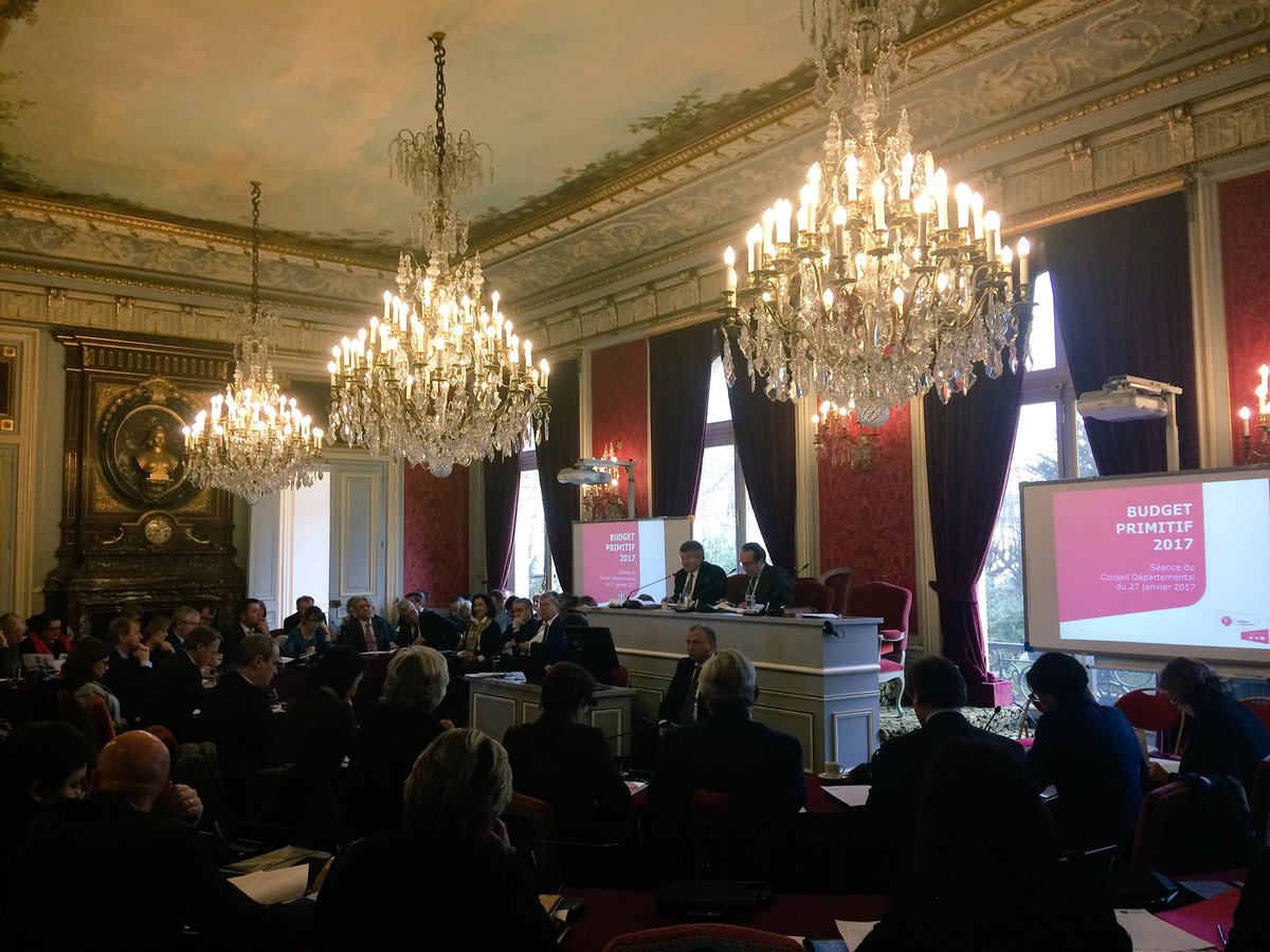 Les_Yvelines's tweet photo. L’Assemblée départementale est réunie, la séance est ouverte #CD78Direct https://t.co/EJ2x8ukewZ