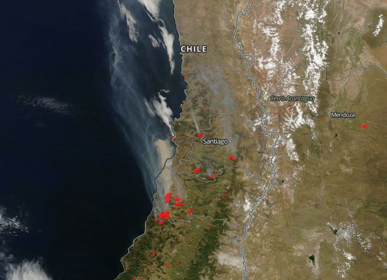 vwsfires's tweet photo. Today's #FireFotoFriday is dedicated to firefighters battling largest wildfires in Chile's history, been raging since 28 December last year! https://t.co/aLsBYEmnUi