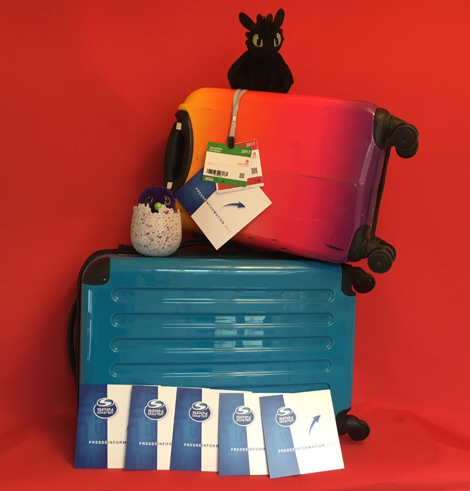 spinmasterDE's tweet photo. Wir sitzen auf gepackten Koffern für die #SpielwarenmesseNürnberg! Bald geht’s los!
Wir gucken für euch hinter die Kulissen :) https://t.co/rTmVKEH8bE