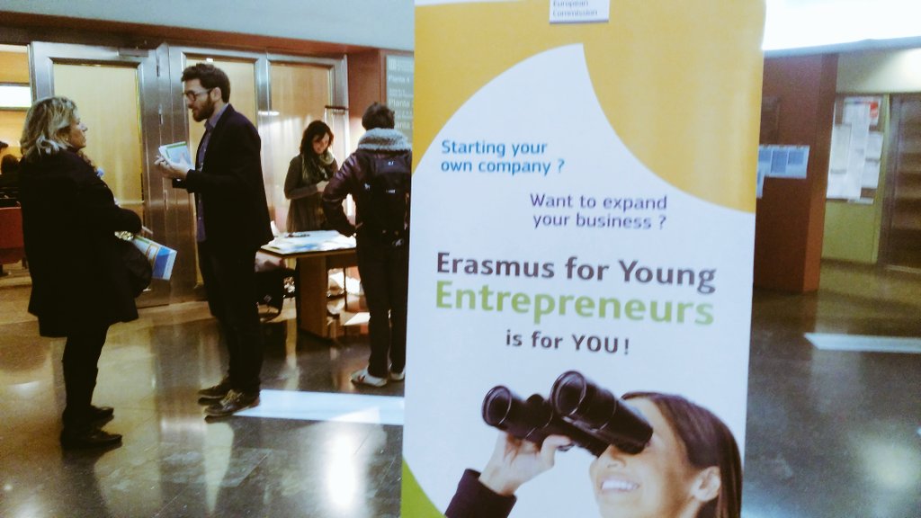 CIEMZaragoza's tweet photo. Nuestra coordinadora @AitanaMuoz lista para su ponencia en #BCN sobre #emprendimientotecnológico y #ErasmusEntrepreneurs @eyemoderator https://t.co/4JQ8p852EP