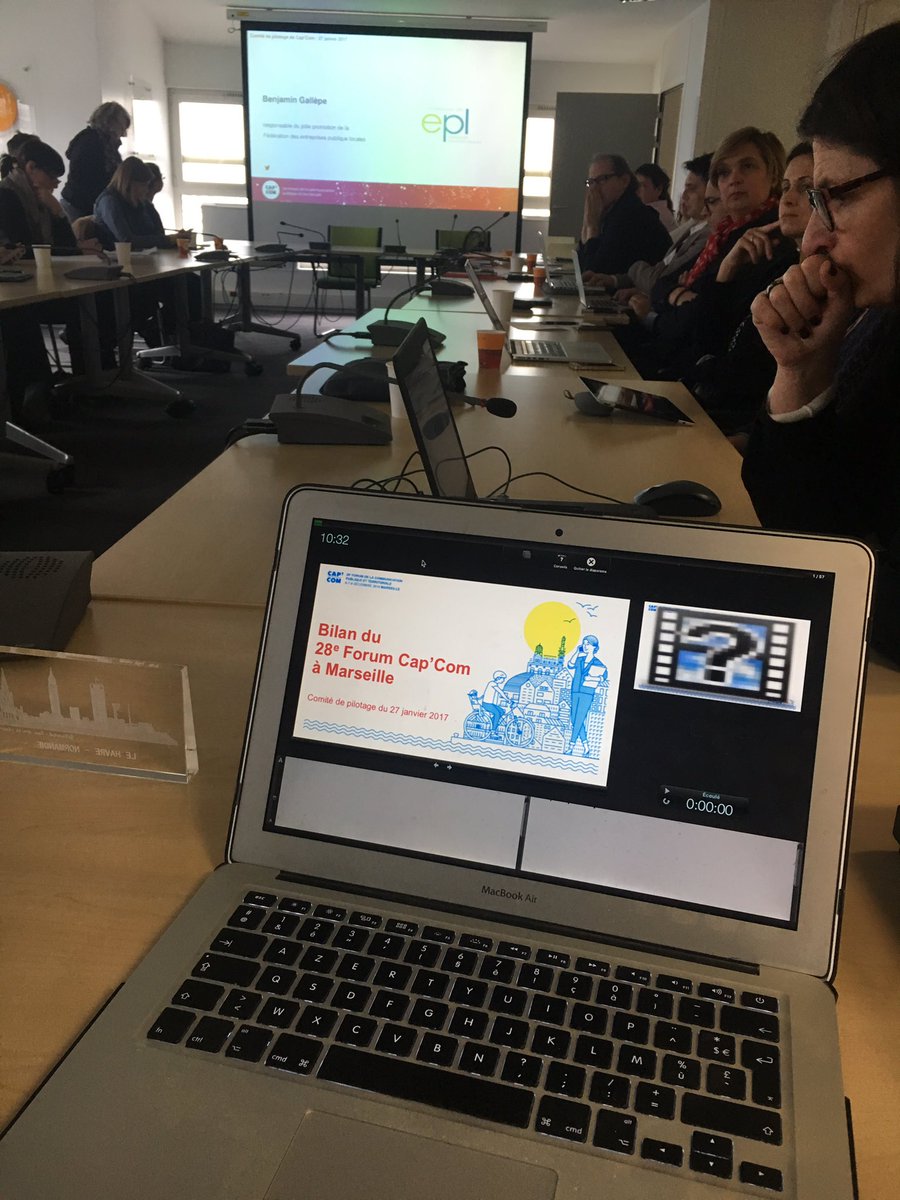 fbonnetain's tweet photo. On debriefe le Forum #capcom16 de #Marseille au copil de @cap_com et on lance le #capcom17 #LeHavre #Normandie https://t.co/DmhzFdrZ1M