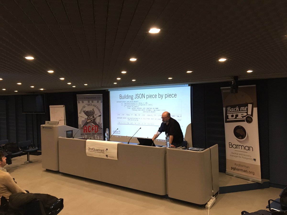 _GBartolini_'s tweet image. "#JSONB può anche essere 50 volte più veloce di #JSON in#PostgreSQL", #AndrewDunstan in diretta #Prato @2ndquadrant_it #Meetup