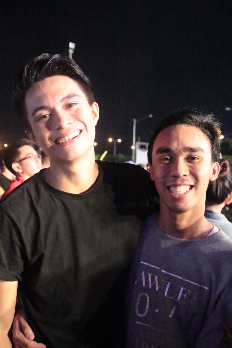 notjerpijan's tweet photo. Hanggang throwback na lang ako. Huhuhu. #Fusion2016 https://t.co/QzTIbna9q8