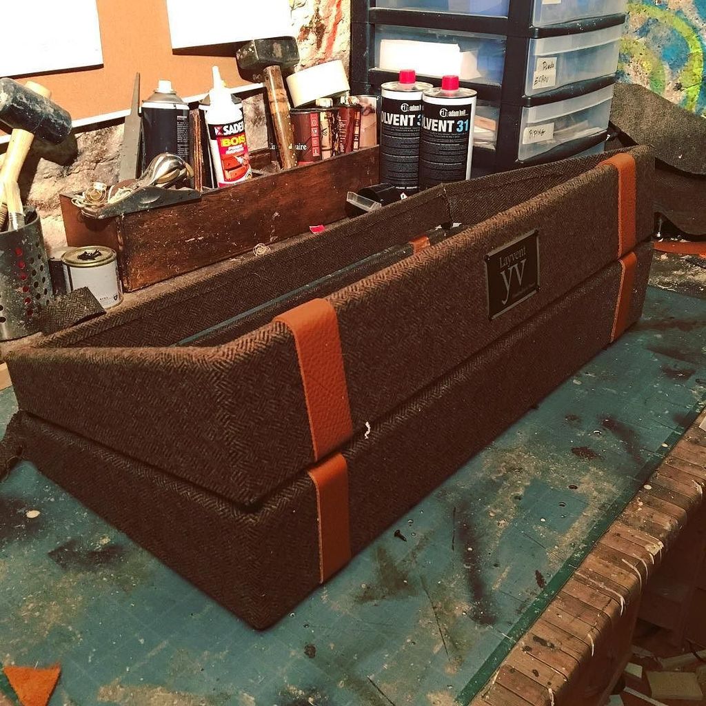 layvent's tweet image. Quelques 65x30cm tweed en fabrication ! 
#madeinfrance #pedalboard #lyon ift.tt/2kBkt0N