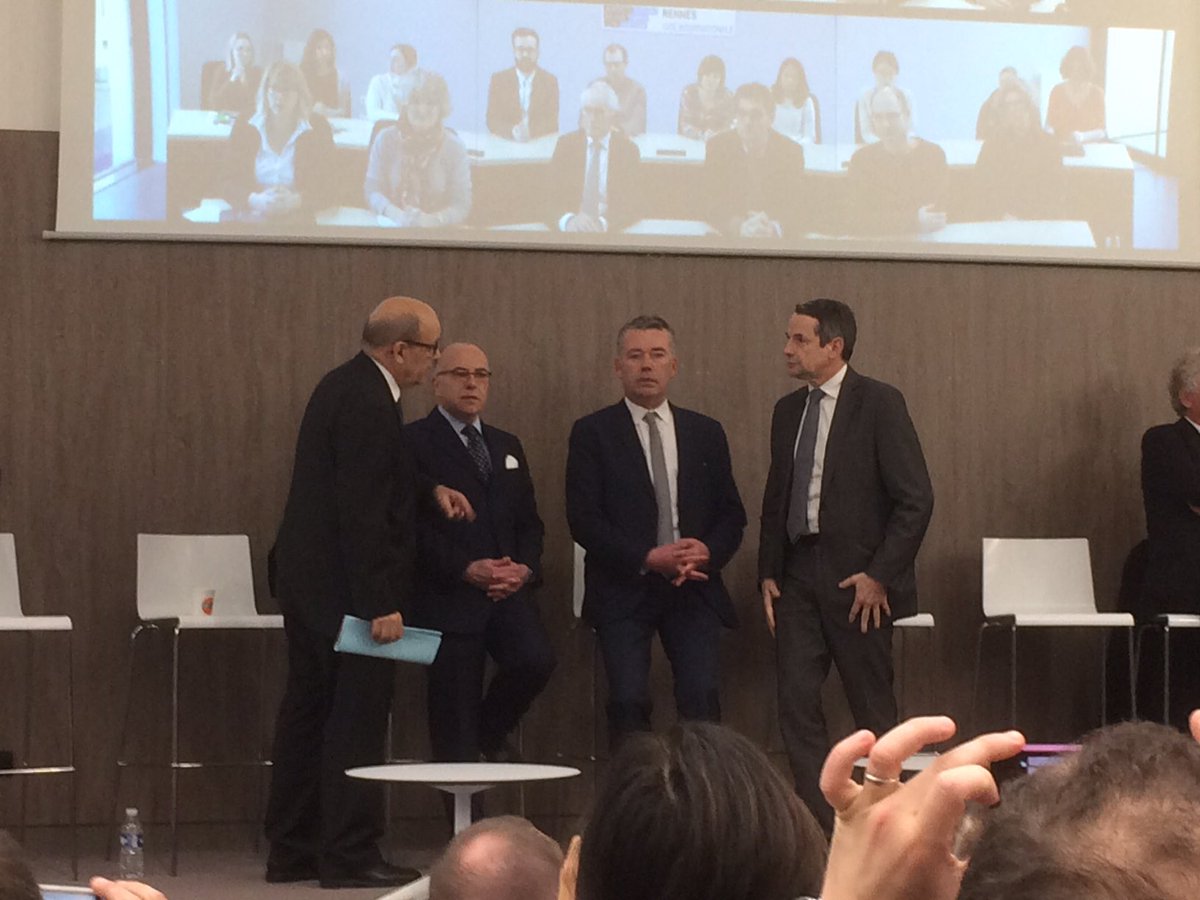 IMTAtlantique's tweet photo. Inauguration des pôles numériques brestois du #campusnum avec @BCazeneuve @JY_LeDrian @mandonthierry https://t.co/0dcPH6SKy3