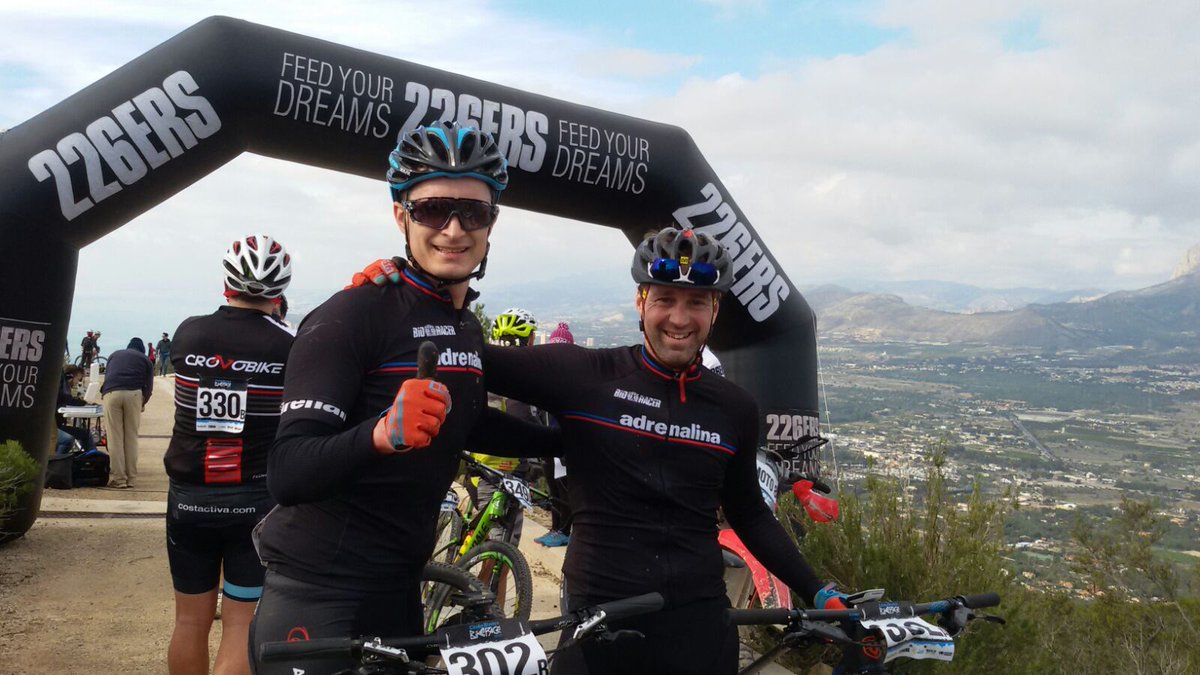 adrenalinautebo's tweet photo. Nuestros chicos siguen dándolo todo en la @cblancabikerace . Subida muy dura la de hoy, pero nadie les quita la sonrisa de la cara. #CBBR https://t.co/GzqAOf7OIU