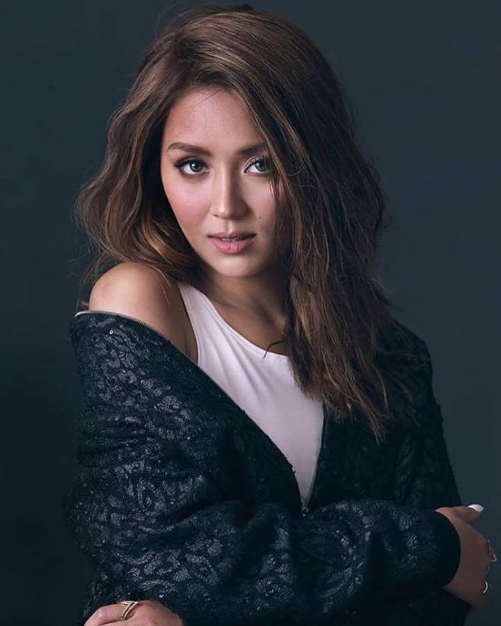 OfficialPoll2's tweet photo. Kathryn Bernardo for "Popular Female Star"
Retweet and Like :)
*end02/03/17* https://t.co/l9HgbUH1rb