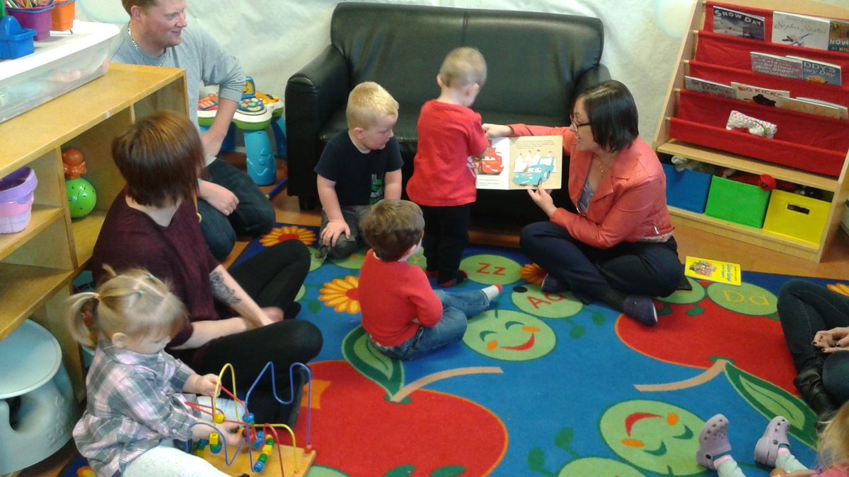 FORCCornerBrook's tweet photo. @BerniceCBC reading for Family Literacy Day @NLLaubach #ireadfor15 https://t.co/AWCVjyx1LO