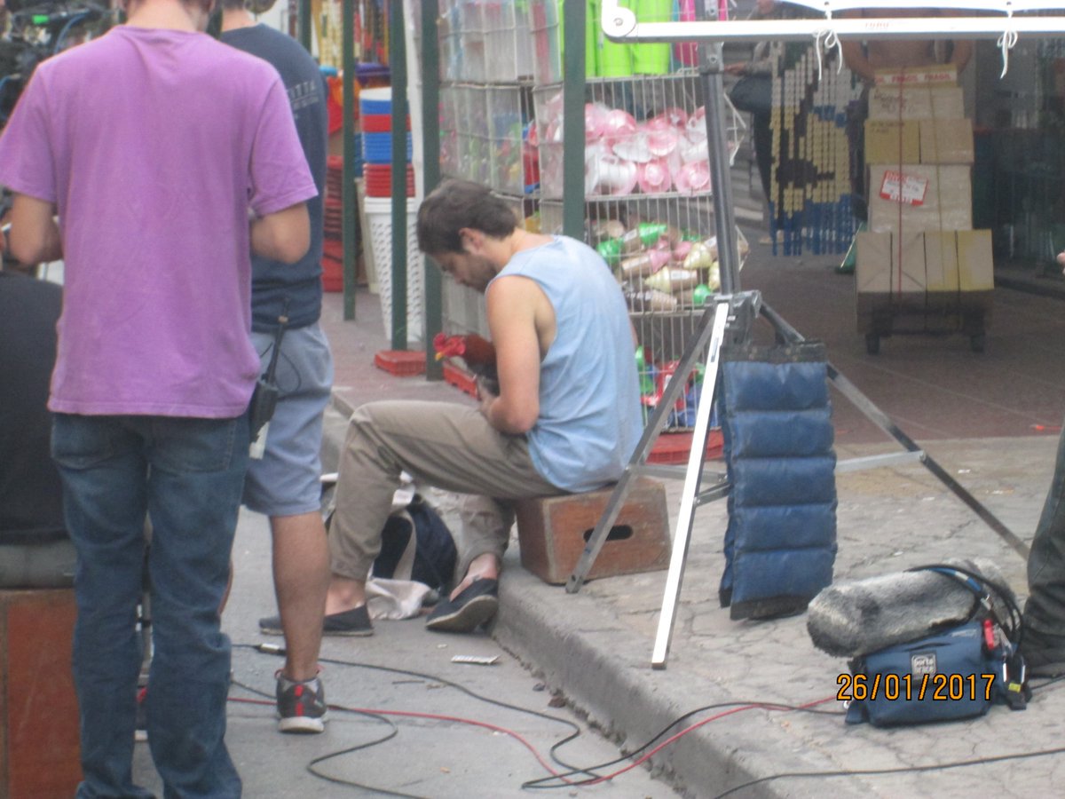 InfoLanzani's tweet photo. 📷 #PeterLanzani grabando #UnGalloParaEsculapio #1 
C: @BreenLanzani https://t.co/8CSF5lFAha