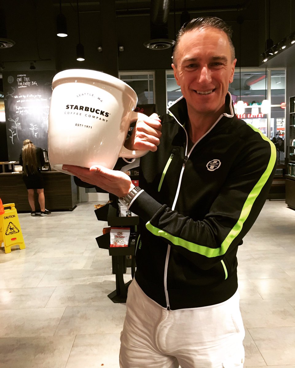 ConorGibney's tweet photo. Friday coffee cup when size matters #starbucks #Florida2016 https://t.co/nNcdeSAO2C
