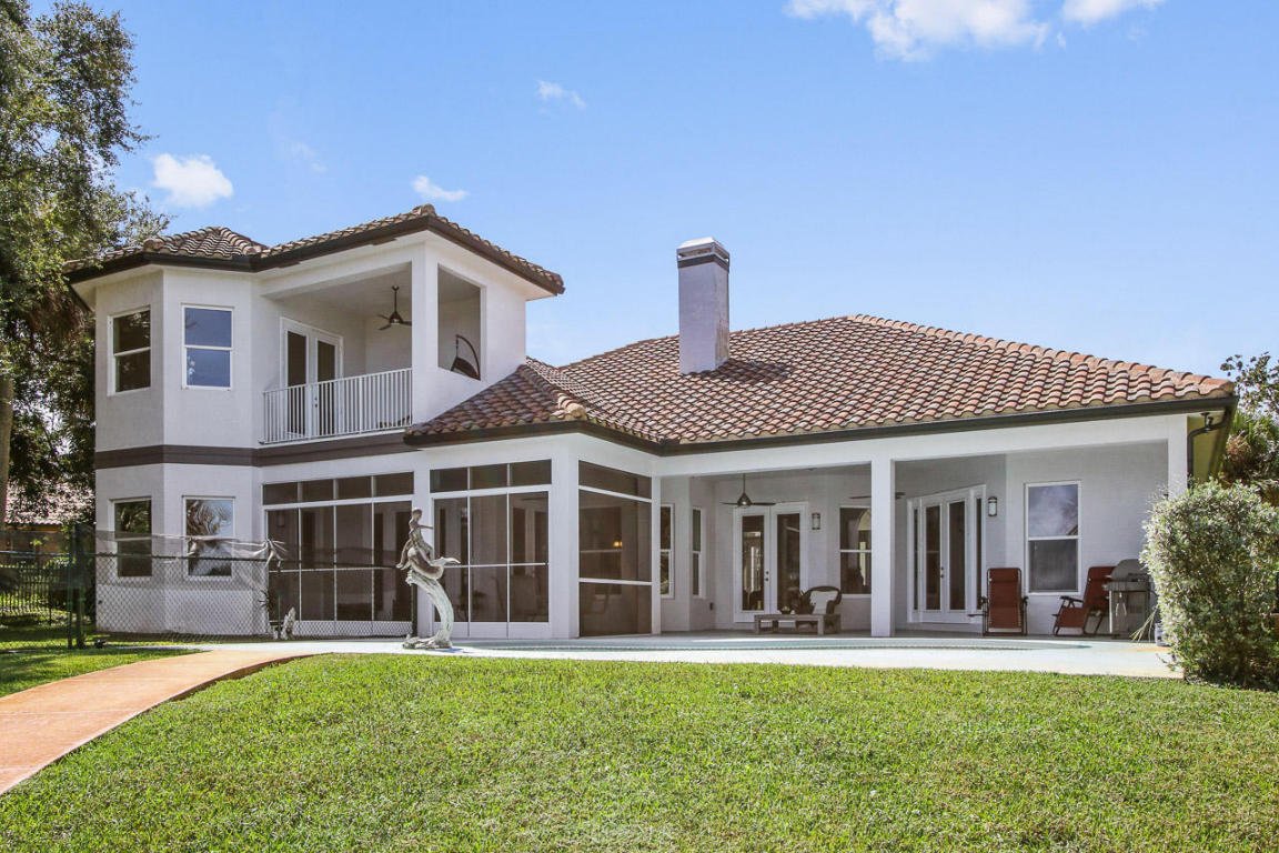 LuxWaterfront's tweet photo. Stunning #RiverfrontHome for sale in #PortSaintLucieFlorida!
#waterfrontproperties
https://t.co/Hm2kzdxGJQ https://t.co/pMJPArH3fo