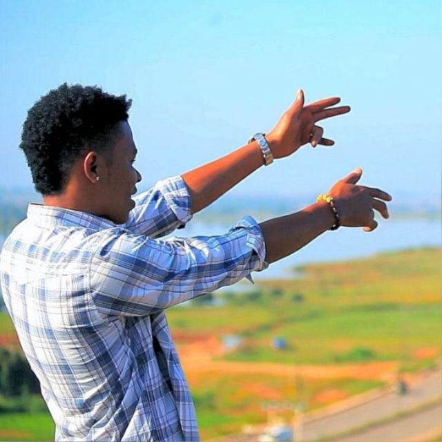 Onazi_Attah1's tweet photo. @AlchaddasBars the next big thing... watch out! https://t.co/fQLD8o69fe