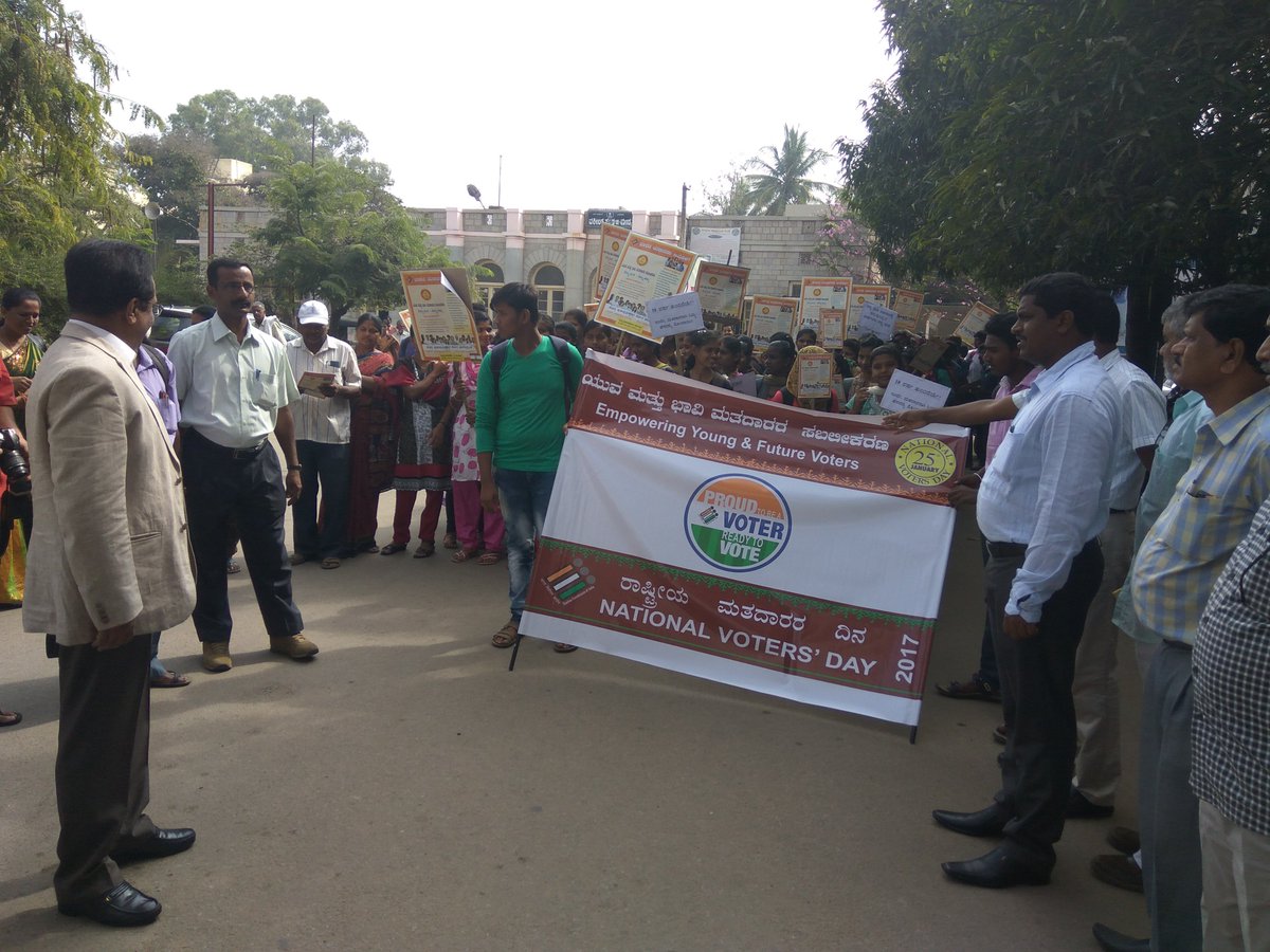 DeoMandya's tweet photo. National Voters Day 2017 Celebration https://t.co/fqeylqUexA