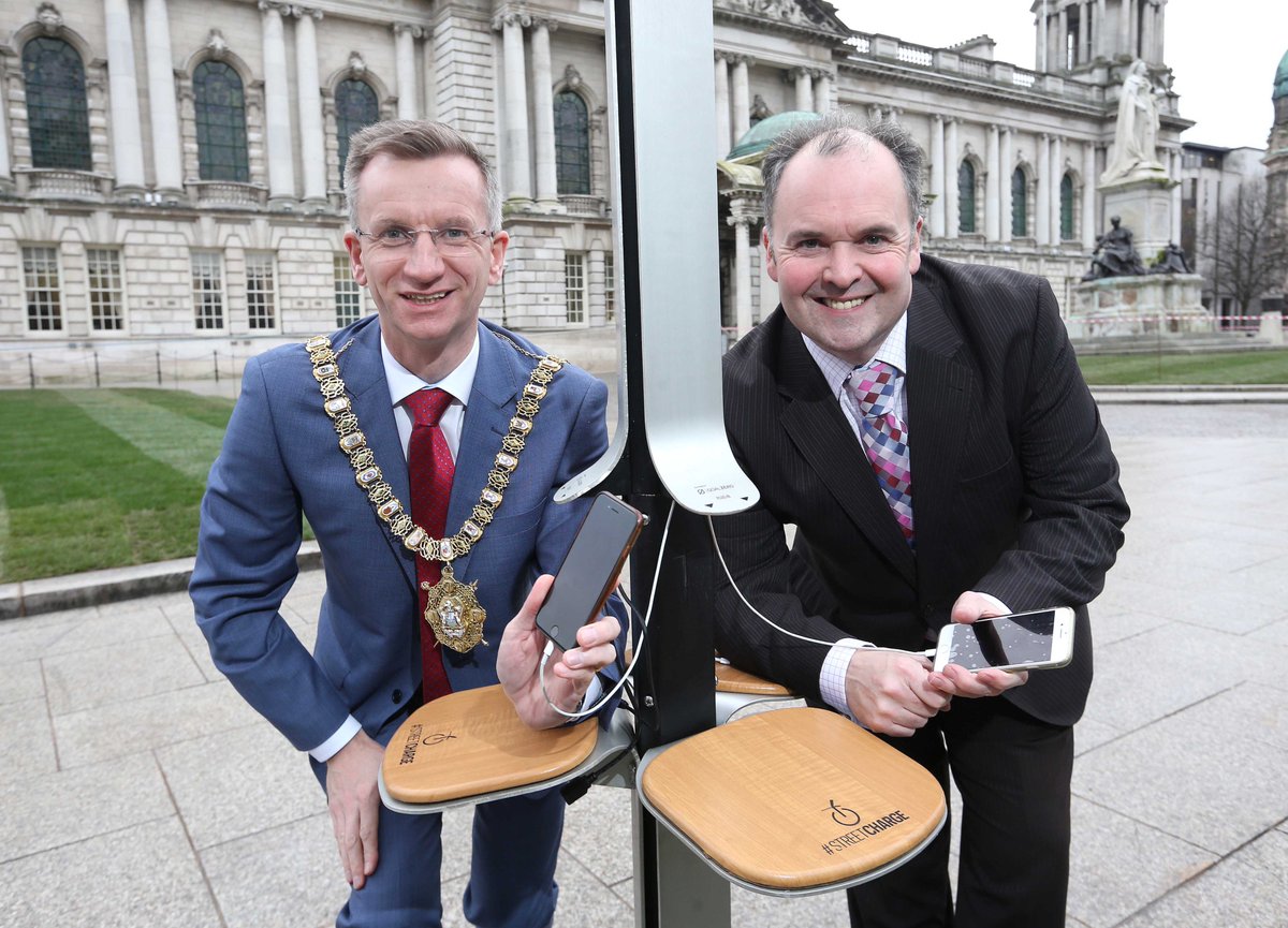 Simply Telecom client ESF Helps Belfast City Centre Recharge bit.ly/2k8XU2E <a href="/WorldofESF/">ESF</a> #Mobile #Business