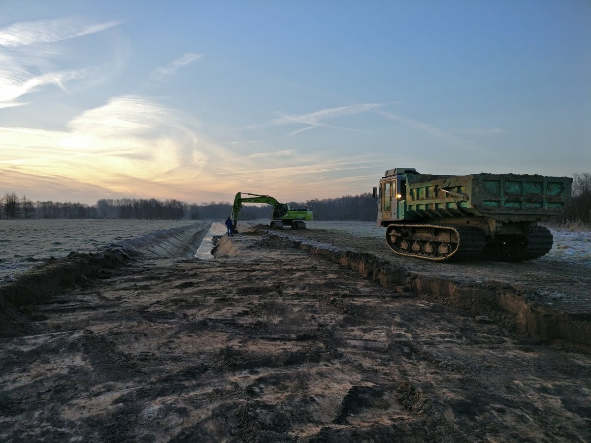 indevrijenatuur's tweet photo. Persmoment in natuurgebied de Brand in Udenhout. Hydrologisch herstel van natte natuur. Met @wddommel en @Brab_Landschap https://t.co/ItMbShAcJJ