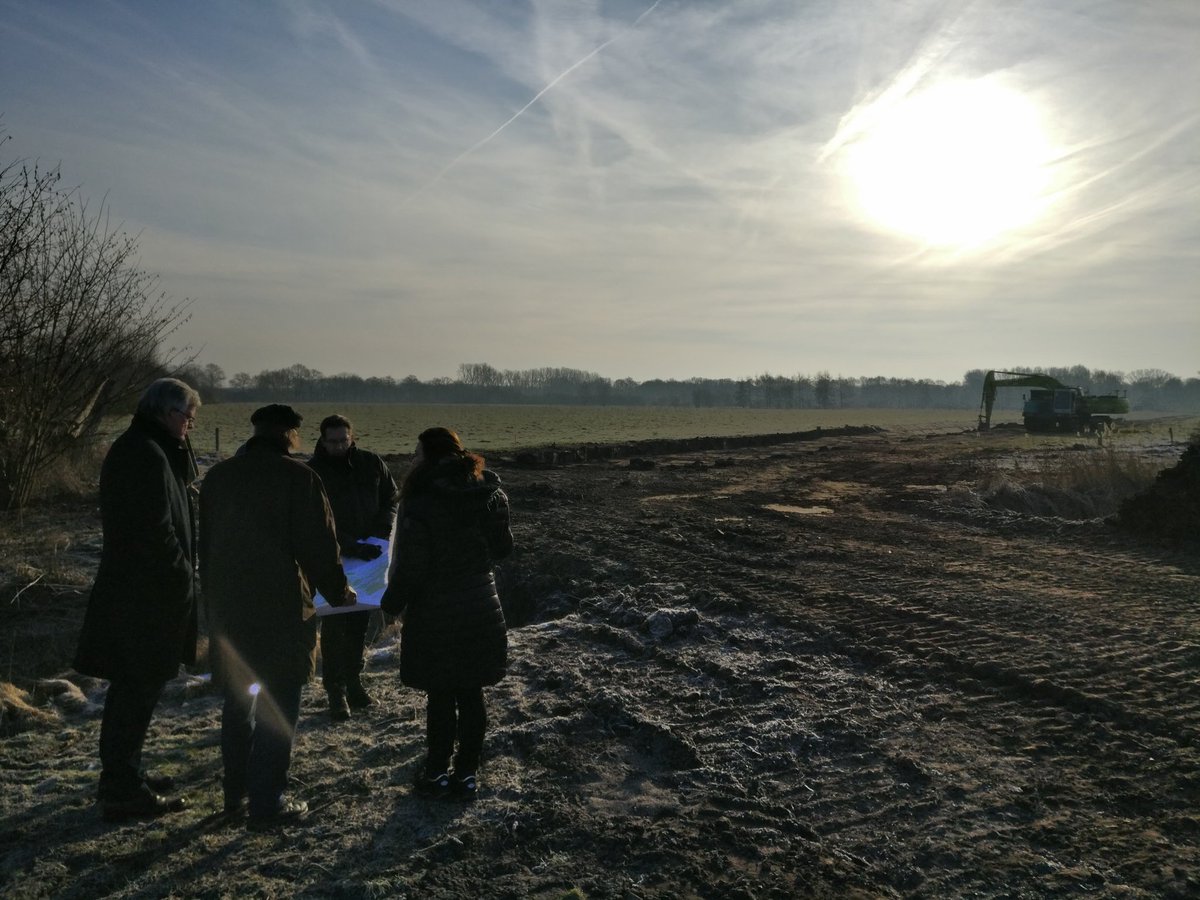 indevrijenatuur's tweet photo. Persmoment in natuurgebied de Brand in Udenhout. Hydrologisch herstel van natte natuur. Met @wddommel en @Brab_Landschap https://t.co/ItMbShAcJJ