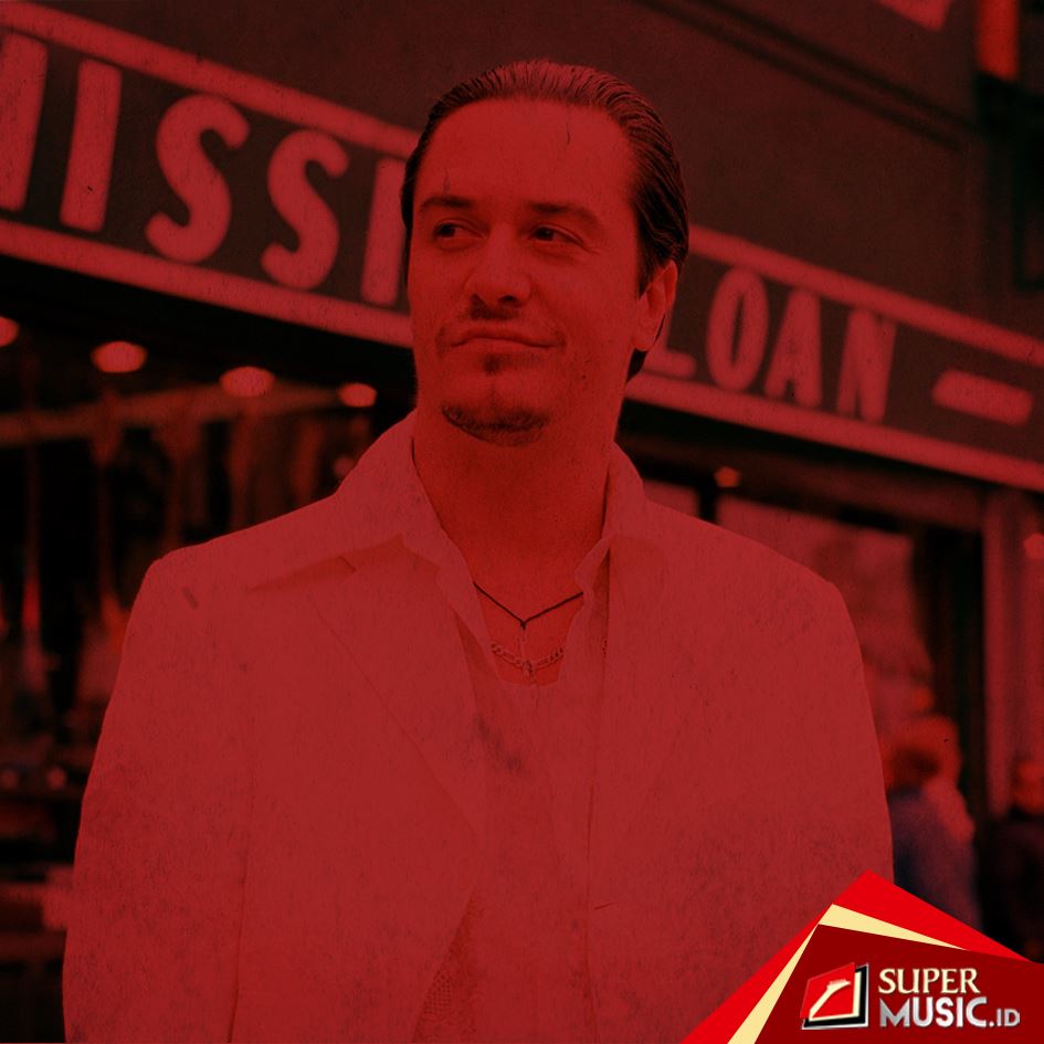  Happy Birthday Mike Patton! Vokalis utama rayakan hari jadi yang ke-49 tahun 