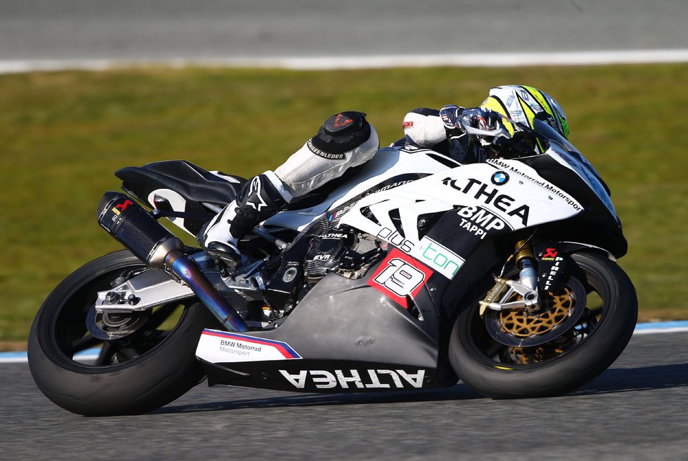 JulianPuffe19's tweet photo. #preseason #test #jerez# #BMW #althea #MF84 #Team ✊🏻✊🏻✊🏻 https://t.co/252VaZuzn7