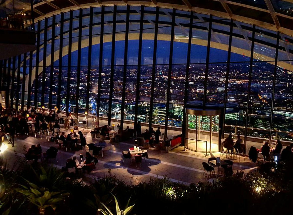 frncscomph's tweet photo. Dat #view from #SkyGarden, #London! #visitlondon #travel #travelbuzz #TravelSkills #travelphotography #londonlife #LondonLtdClub https://t.co/yoegTrpeaz