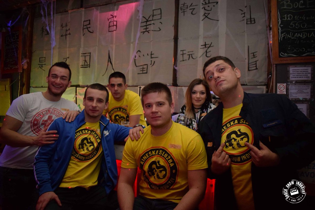 shockshowindust's tweet photo. Naša radišna Kineska služba odabrana od strane emancipiranog gejša žirija
#kineskaslužba #chinesenewyear #YearofRooster #katran https://t.co/uL2CDItE5t